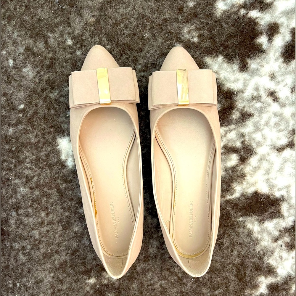 Banana Republic flats